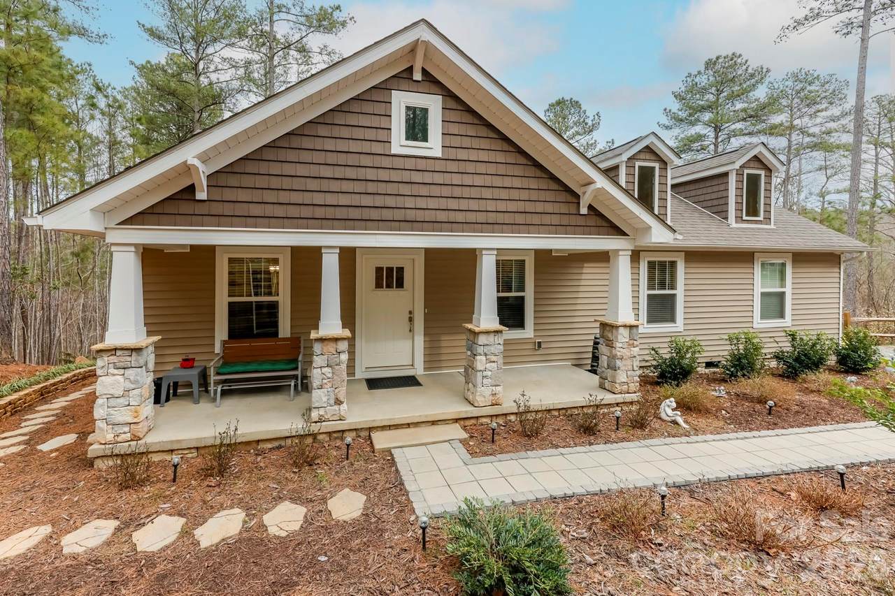 203 Burnt Chimney Lane - Photo 1
