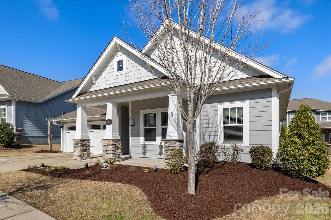 1916 Felts Parkway - Photo 1