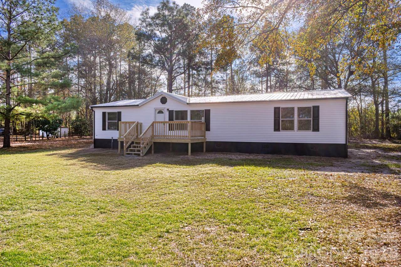 75 Grays Drive - Photo 1
