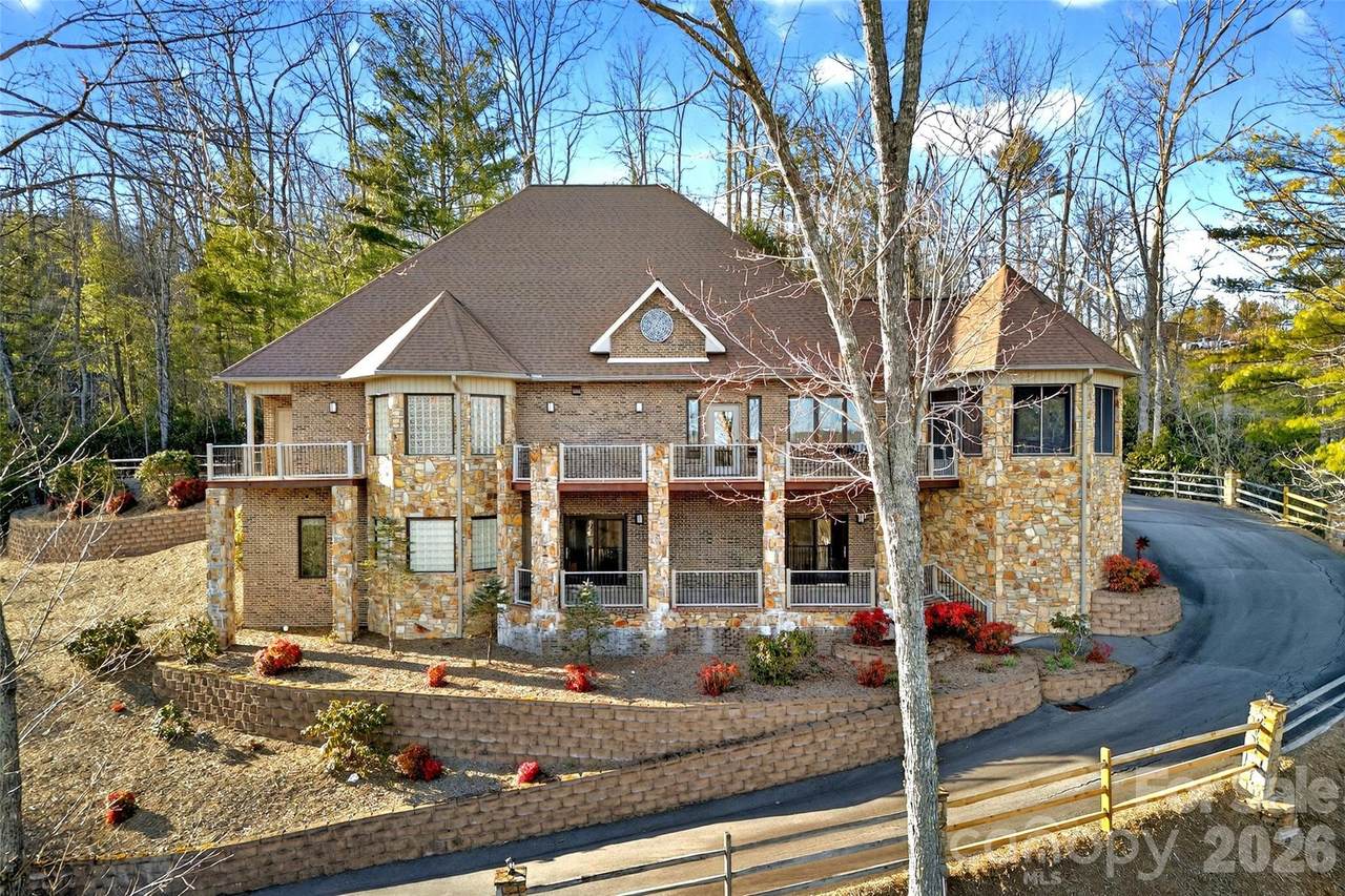 142 Dogwood Trail - Photo 1