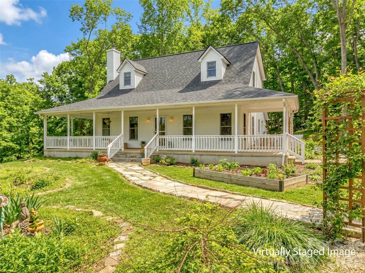109 Paradise Circle - Photo 1