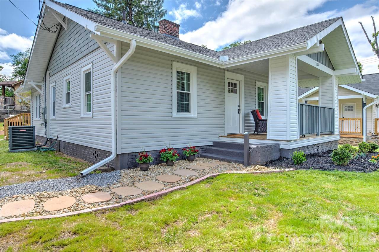 109 Marshall Street - Photo 1