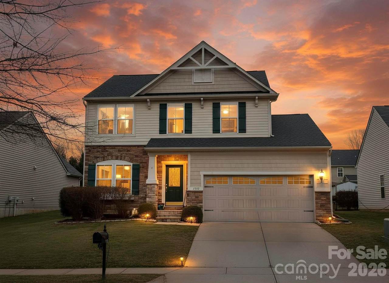 2567 Bethesda Oaks Drive - Photo 1