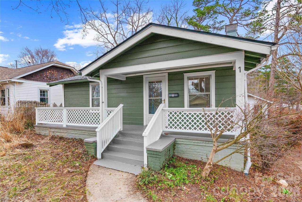 1 Grace Avenue - Photo 1