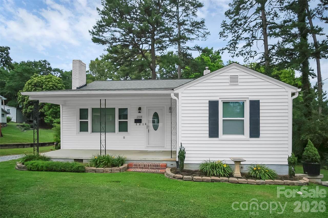 2108 Twin Avenue - Photo 1