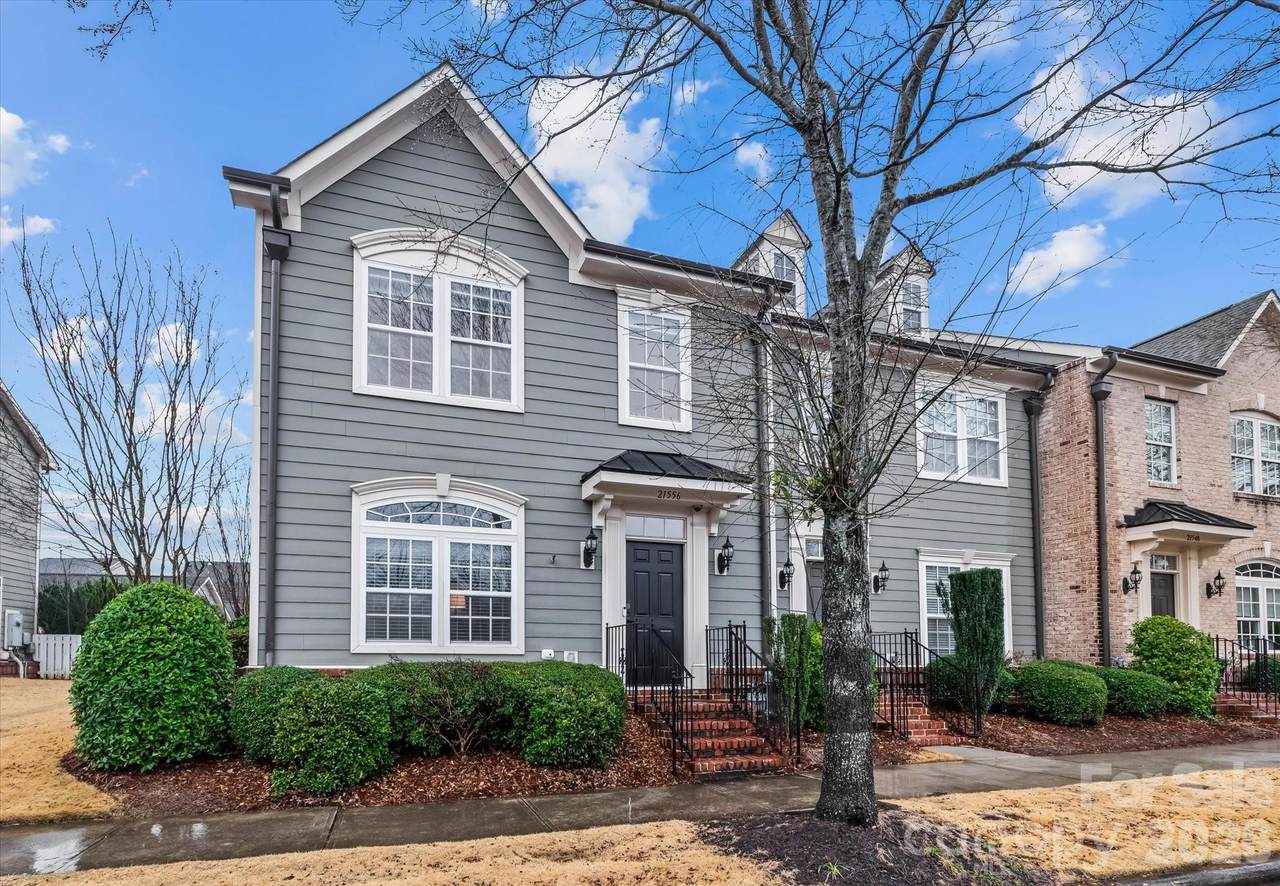 21556 Old Canal Street - Photo 1