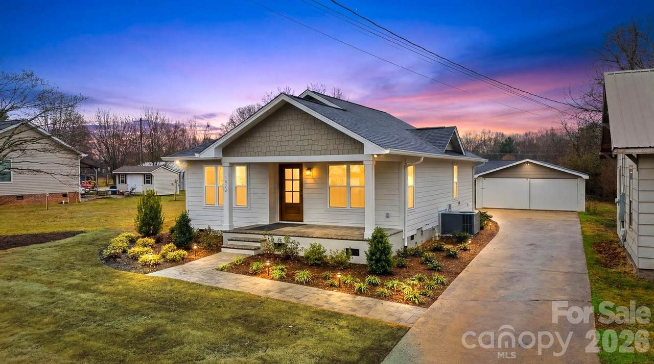 1022 Main Street - Photo 1