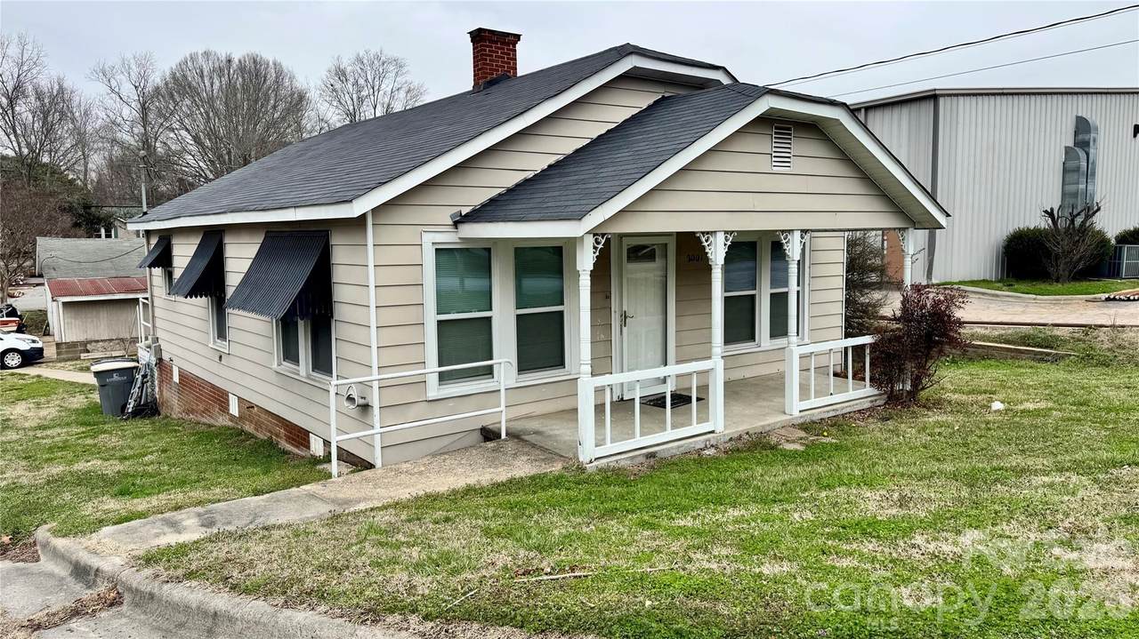 2001 Lane Street - Photo 1