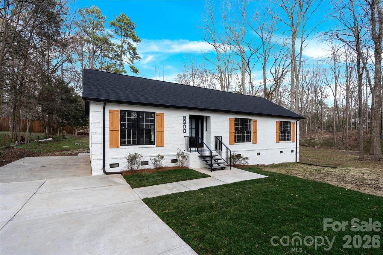 8900 Blaydon Drive - Photo 1
