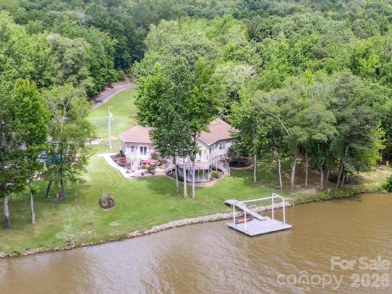 887 Living Waters Drive - Photo 1