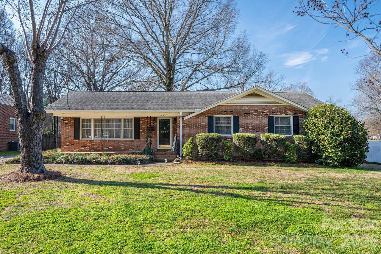 2017 Belmar Drive - Photo 1
