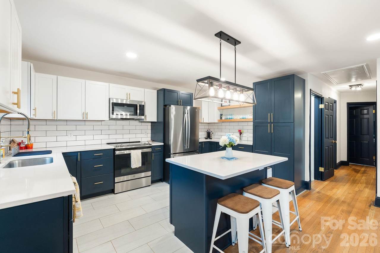 817 Brent Street - Photo 1