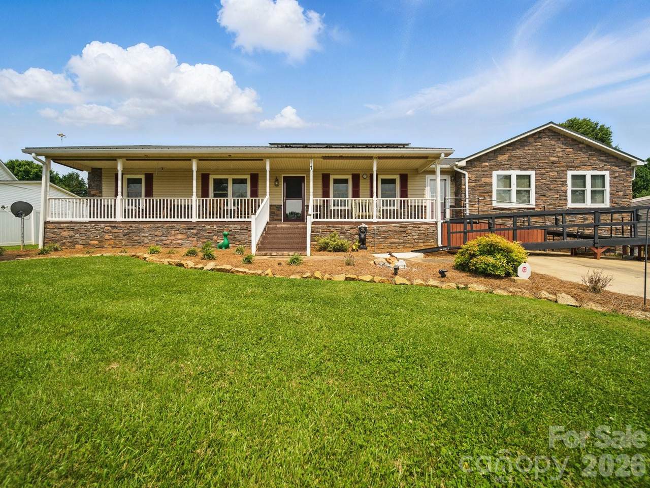 117 Pilots Ridge Drive - Photo 1