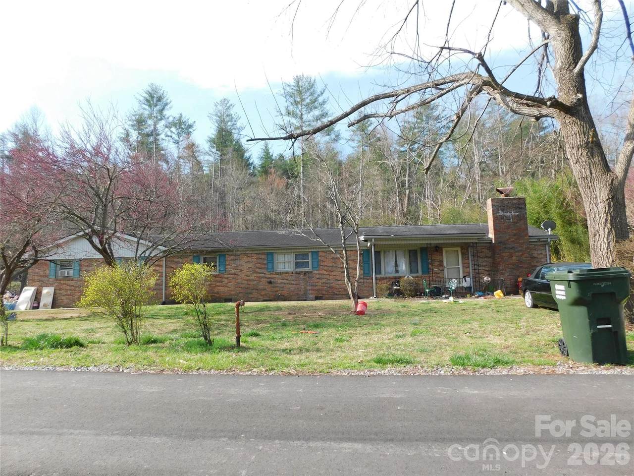 102 Jeff Street - Photo 1