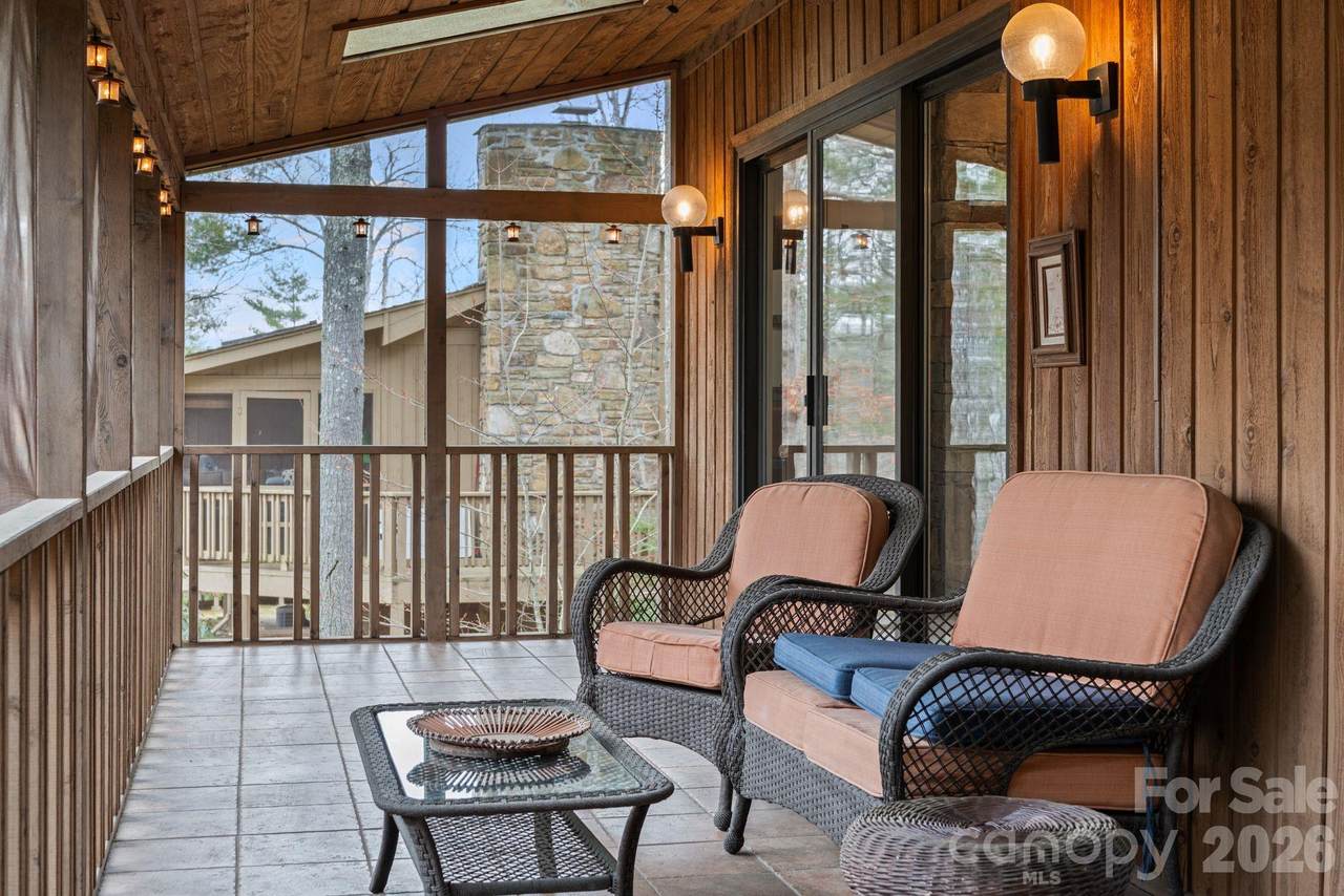 301 Scarlet Oak Lane - Photo 1