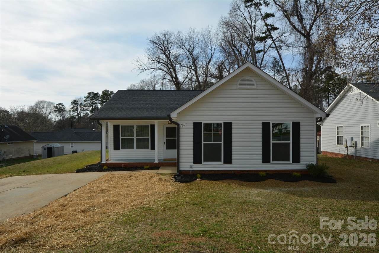 6607 Sullins Road - Photo 1