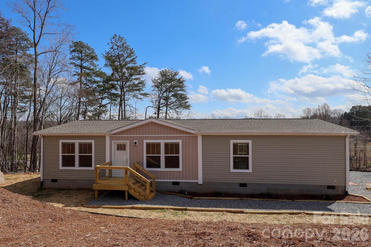 90 Cascades Drive - Photo 1
