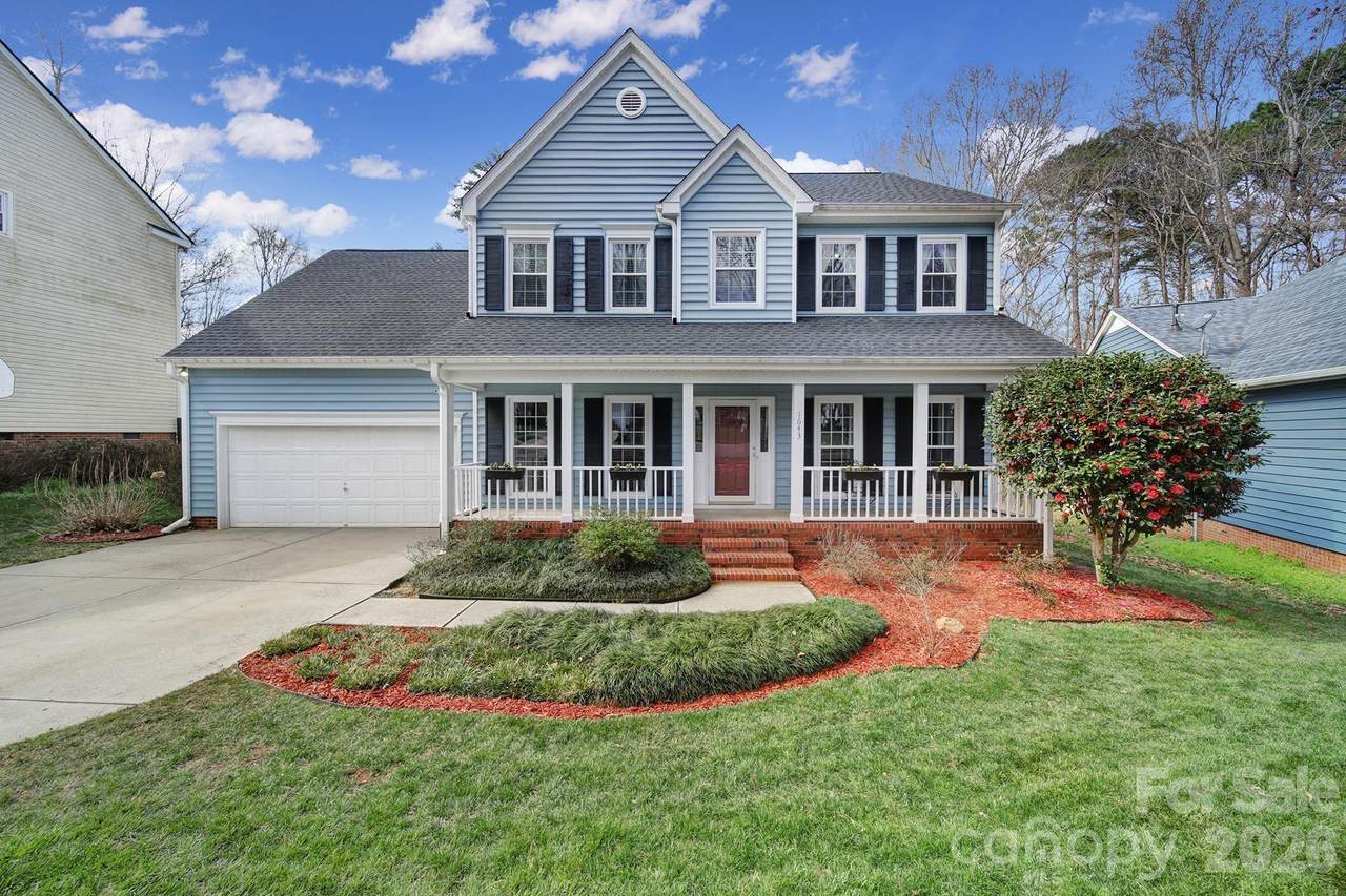 1643 Bridal Trail - Photo 1