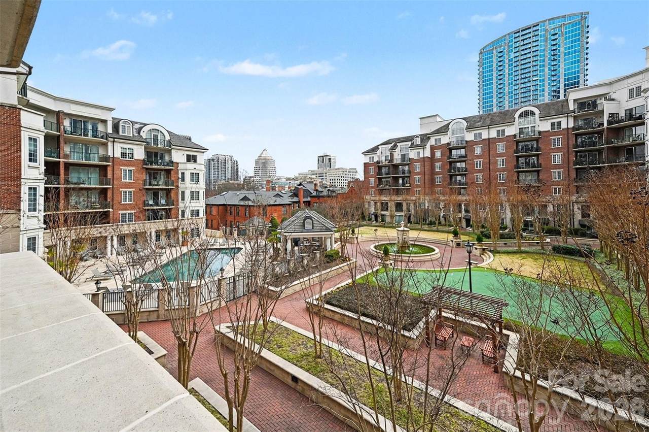 300 5th Street - Photo 1