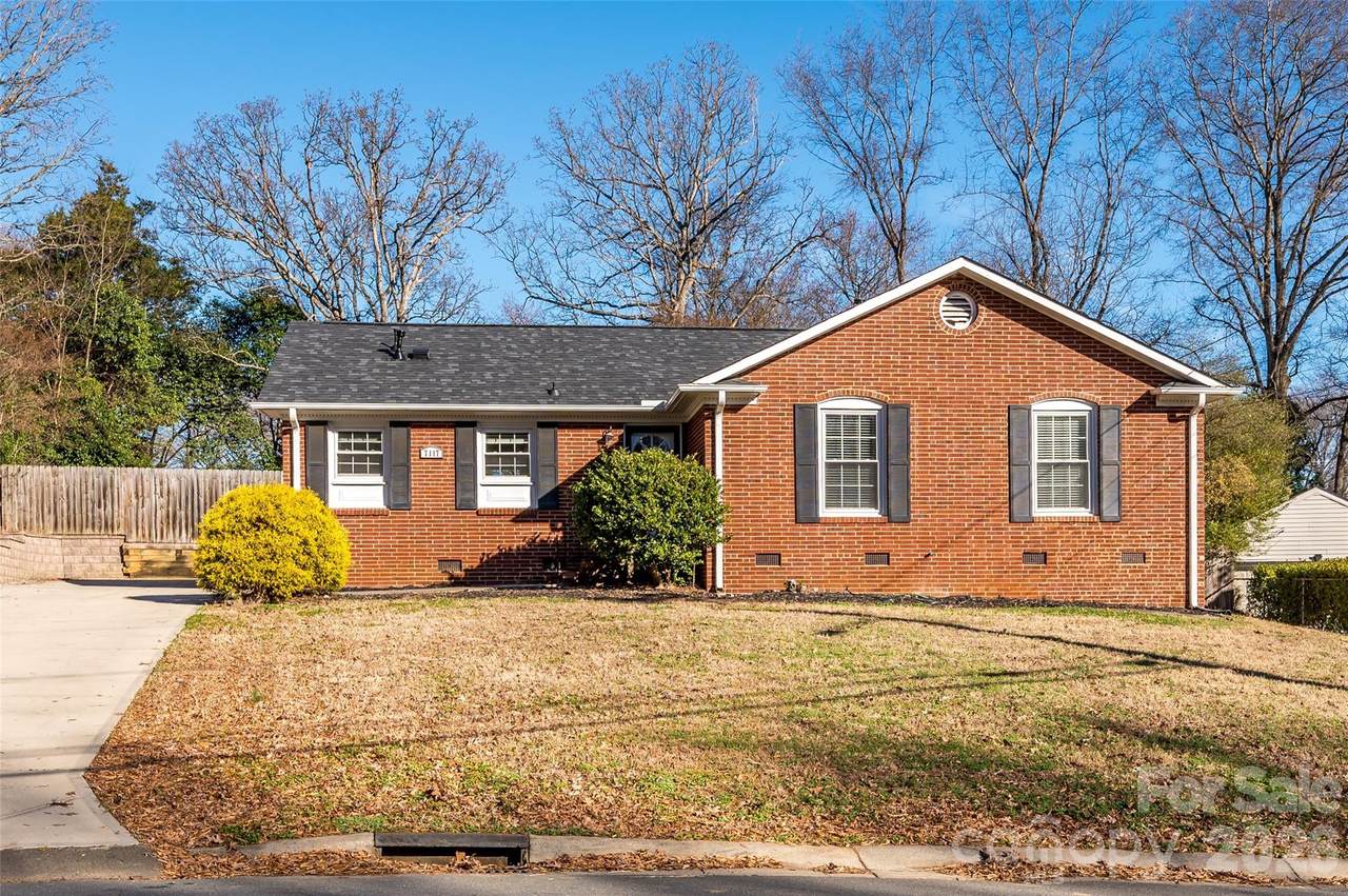 7117 Woodstream Drive - Photo 1