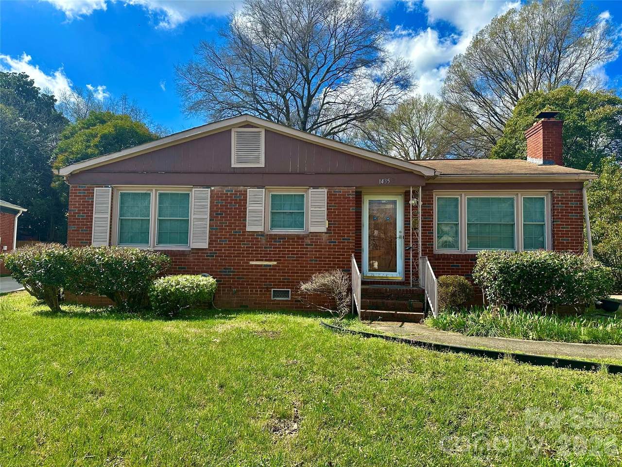 1435 Dean Street - Photo 1