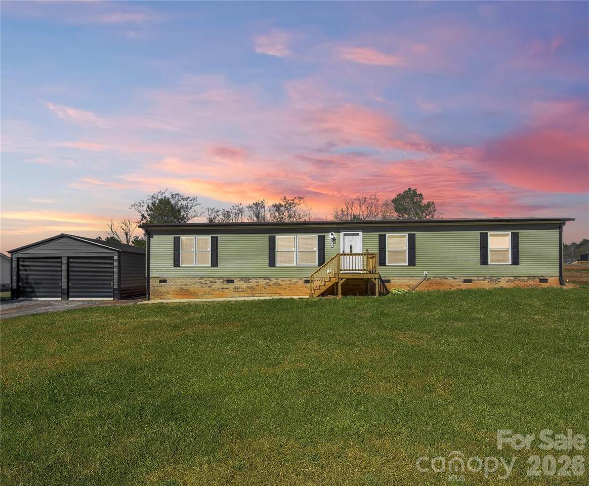 264 Fairchase Circle - Photo 1