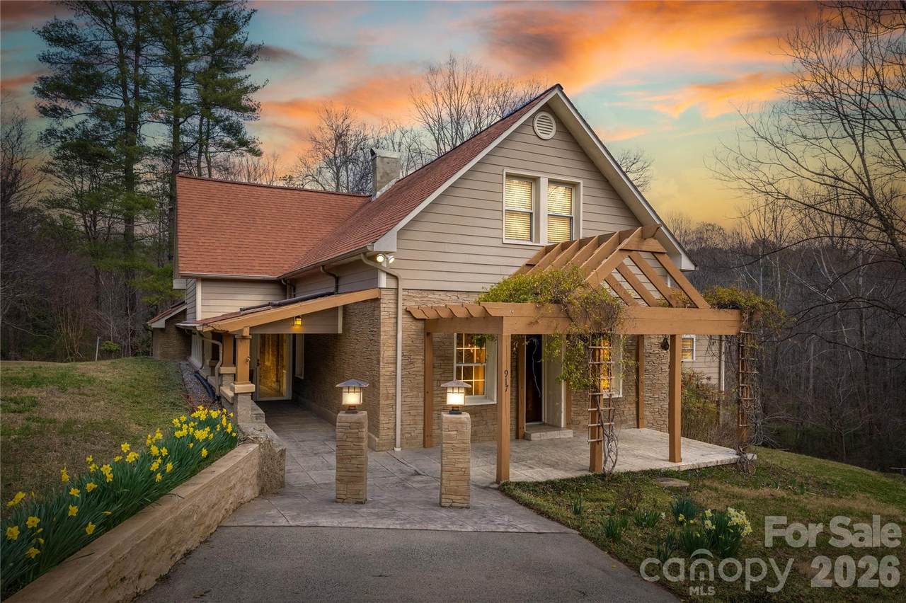 917 Zeline Avenue - Photo 1
