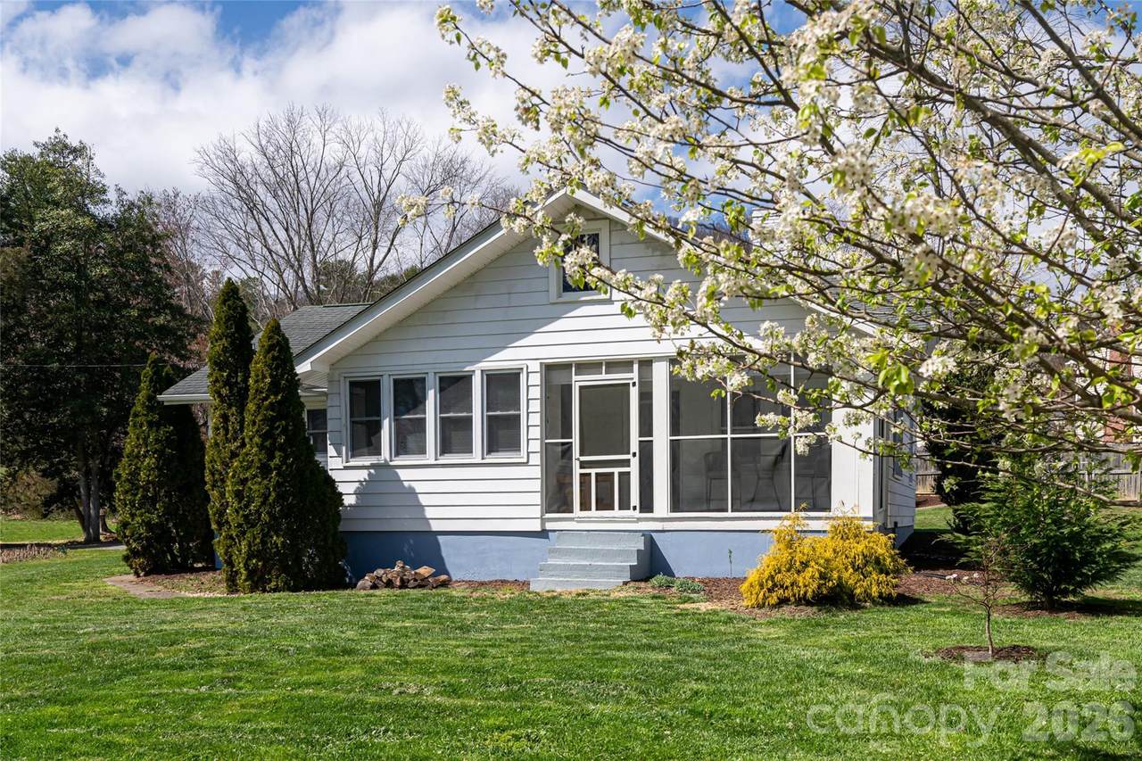994 Riceville Road - Photo 1