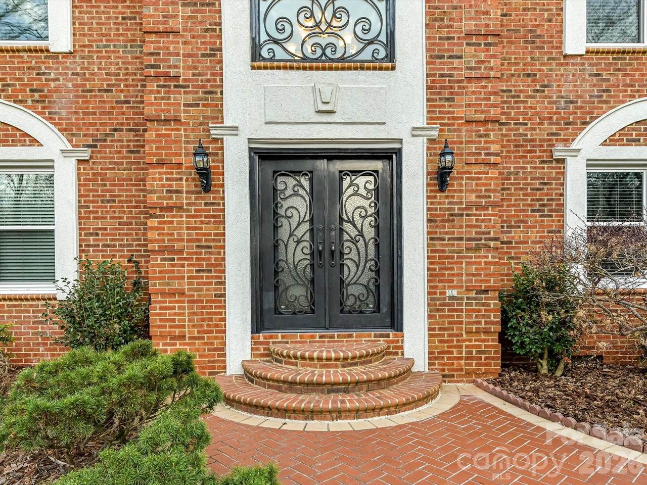 https://bt-photos.global.ssl.fastly.net/cmls/1280_boomver_1_4355389-1.jpg