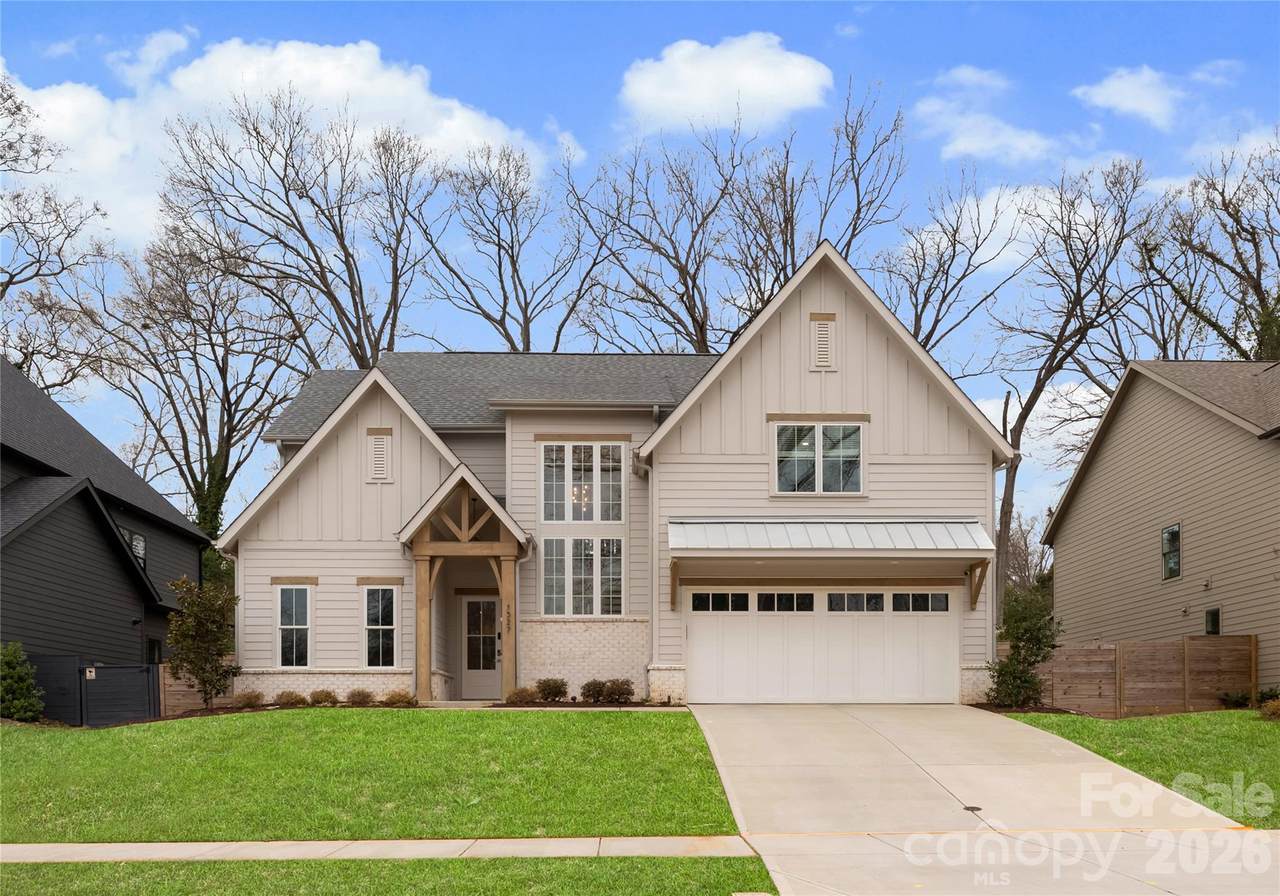 1527 St George Street - Photo 1