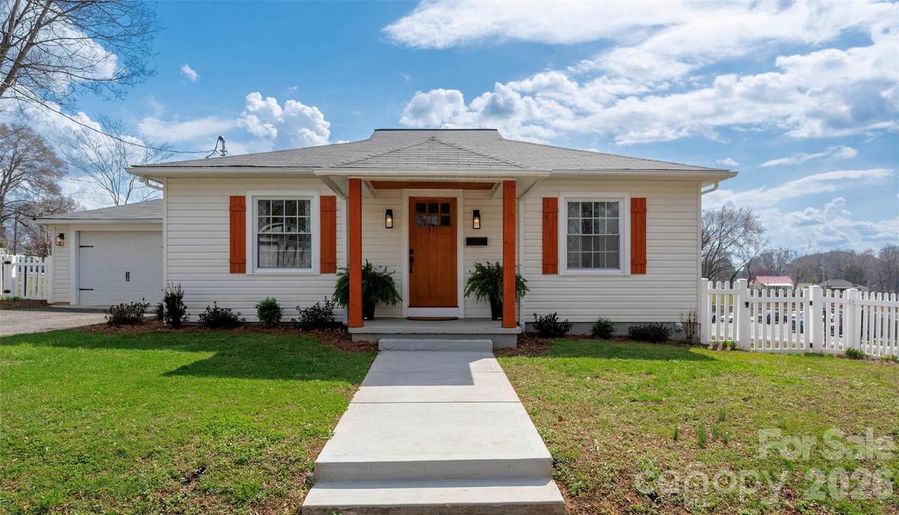 411 Sycamore Street - Photo 1