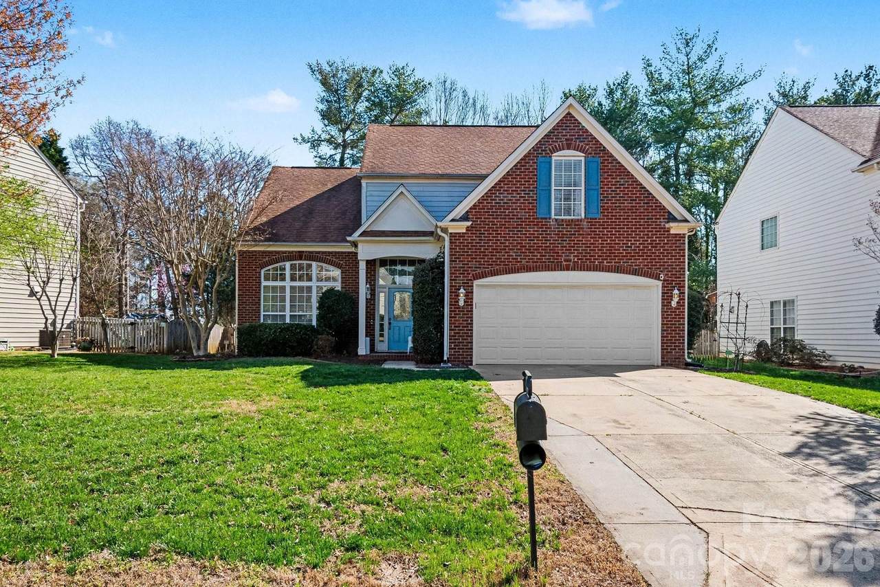 8842 Fieldcroft Drive - Photo 1