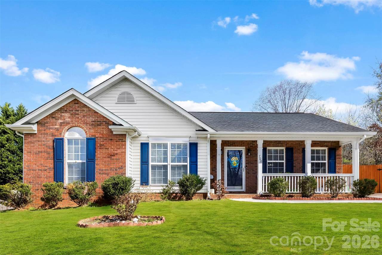 708 Peregrine Court - Photo 1