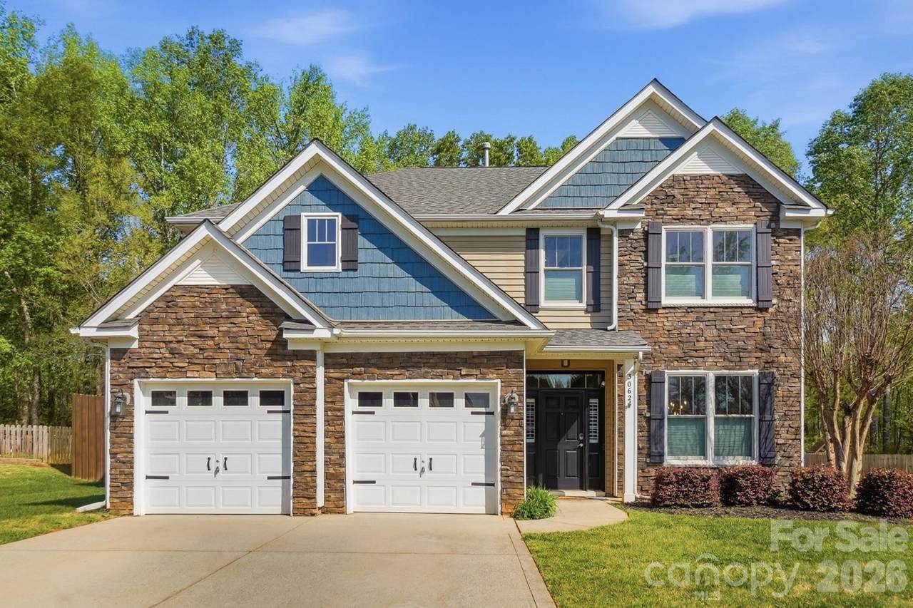 3062 Sterling Court - Photo 1