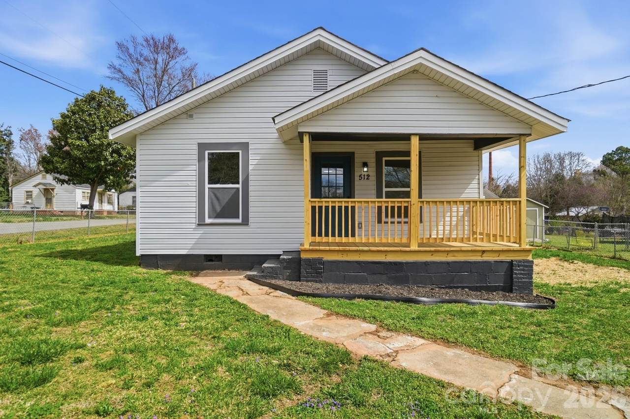 512 3rd Street - Photo 1