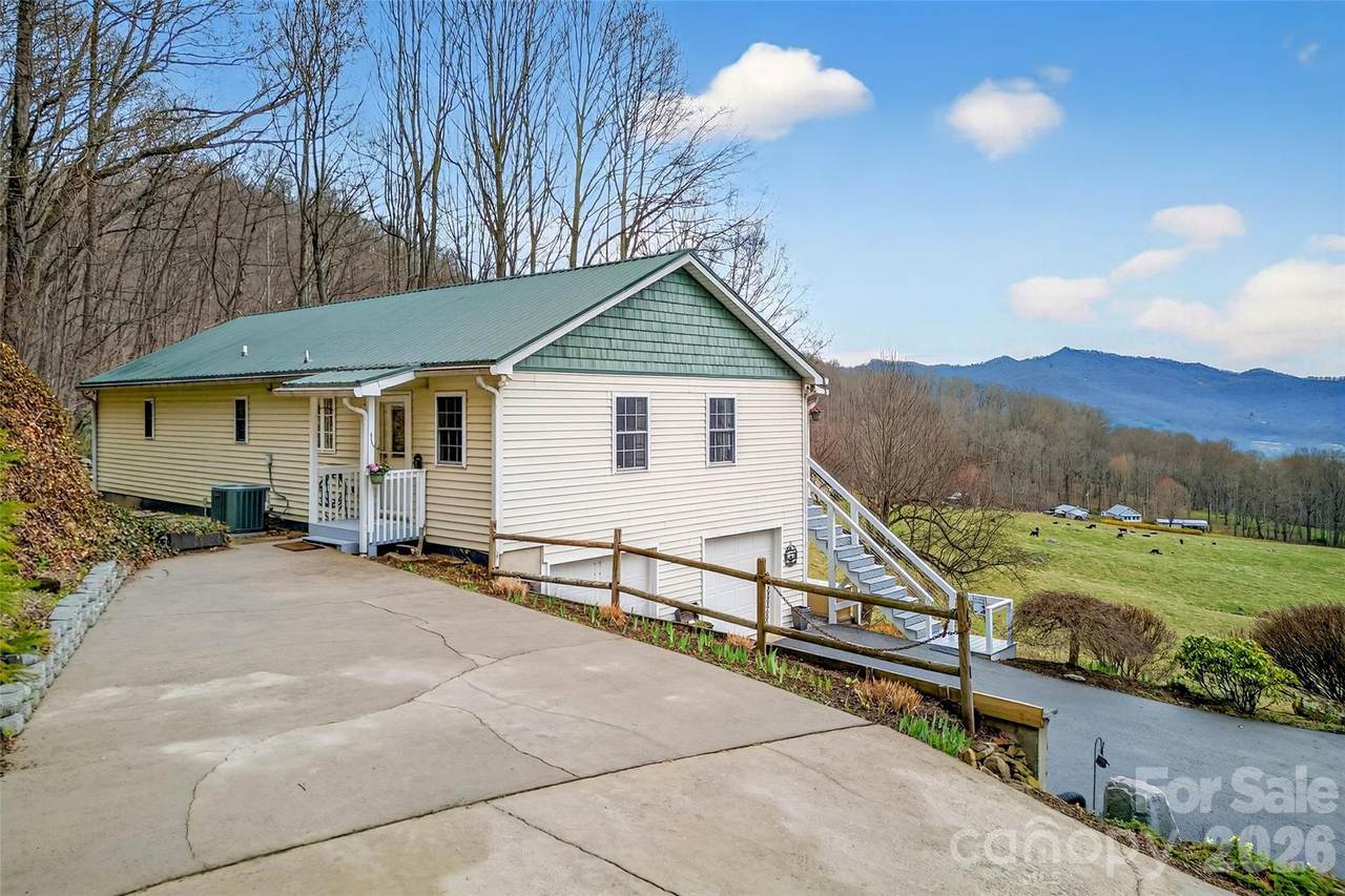 120 Mountain Mist Lane - Photo 1