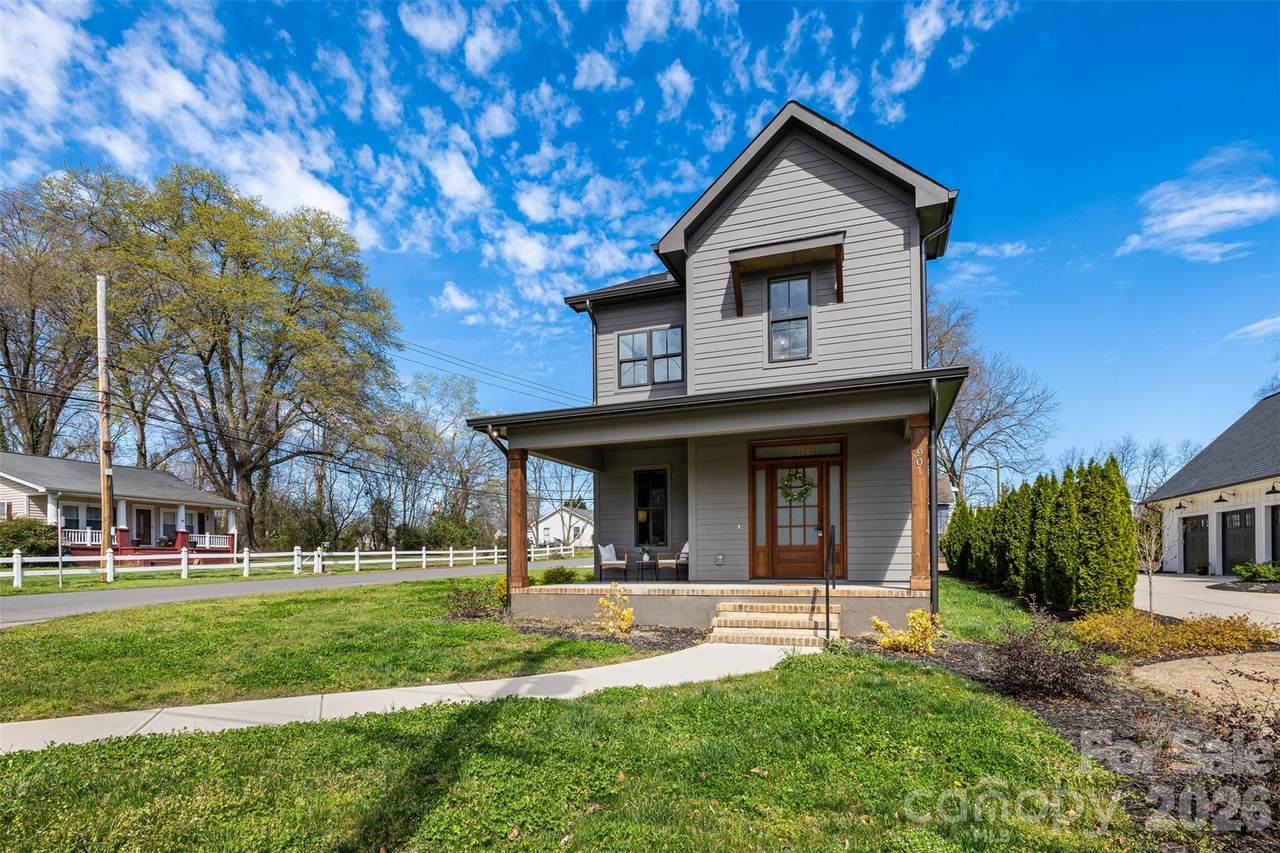 901 Edgemont Avenue - Photo 1