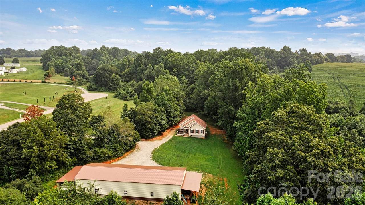 6051 Pointe West Lane - Photo 1