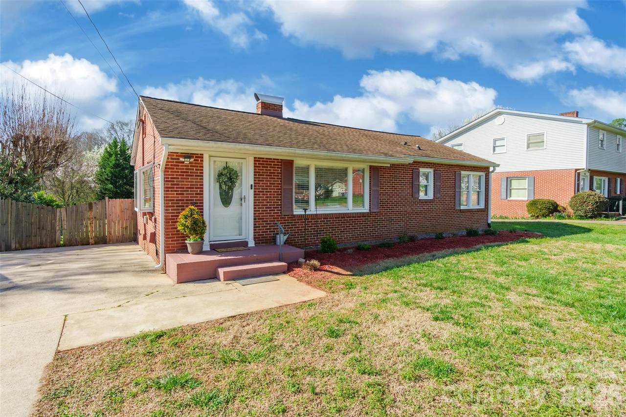 534 Georgia Avenue - Photo 1