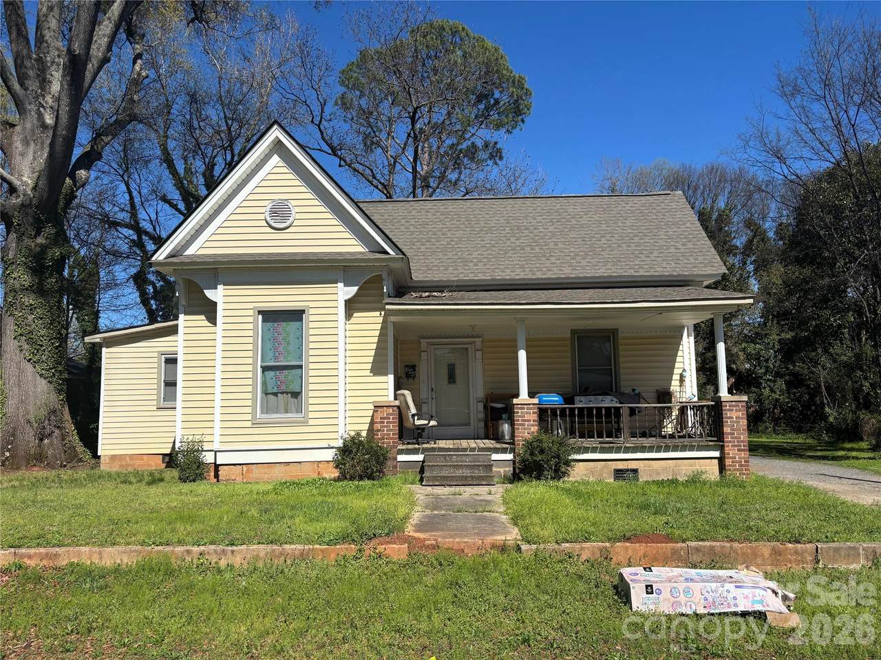 344 Ebenezer Avenue - Photo 1
