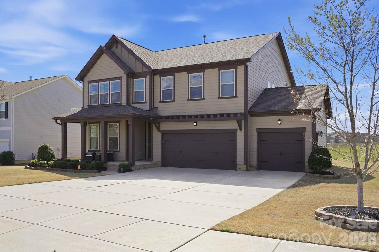 2006 Paddington Drive - Photo 1
