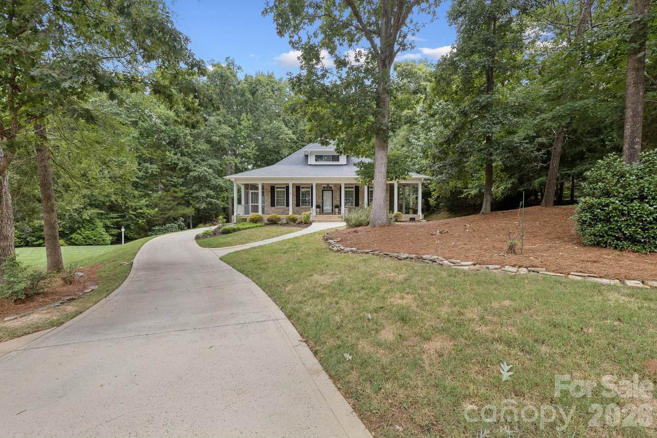 8834 Wingard Road - Photo 1