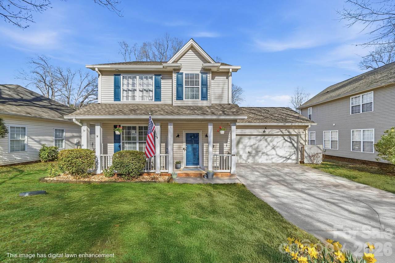 211 Howe Street - Photo 1