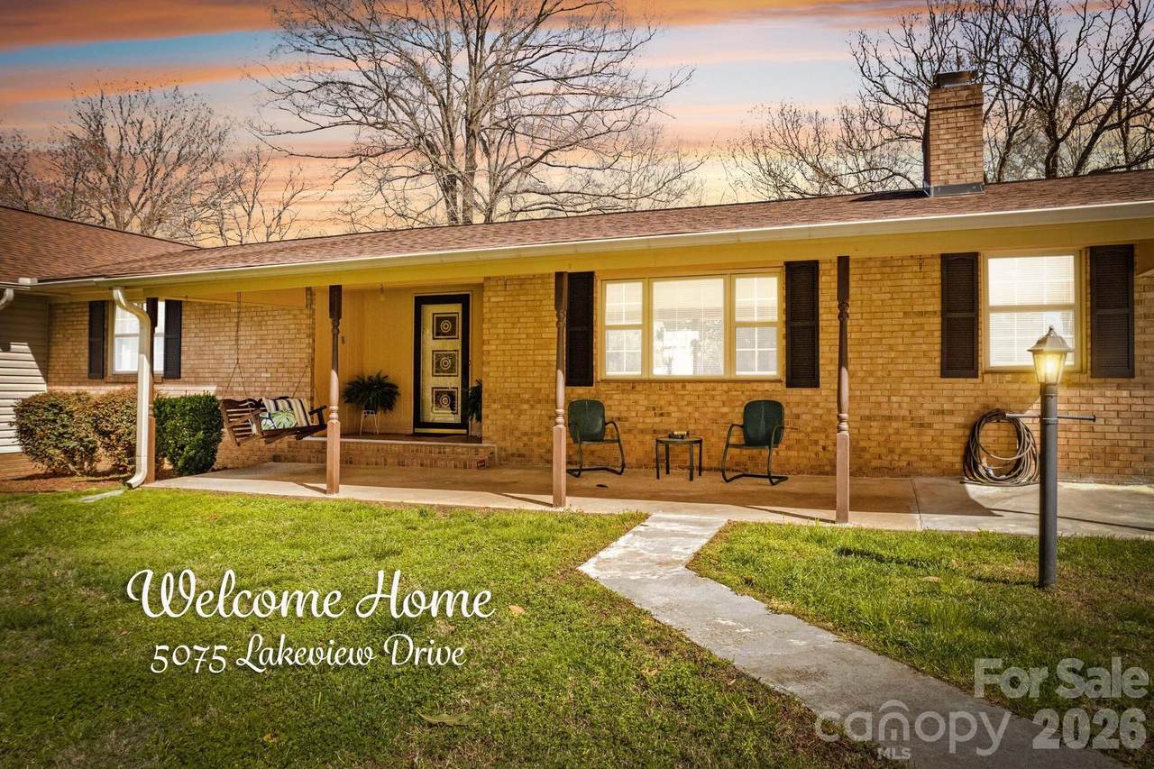 5075 Lakeview Drive - Photo 1