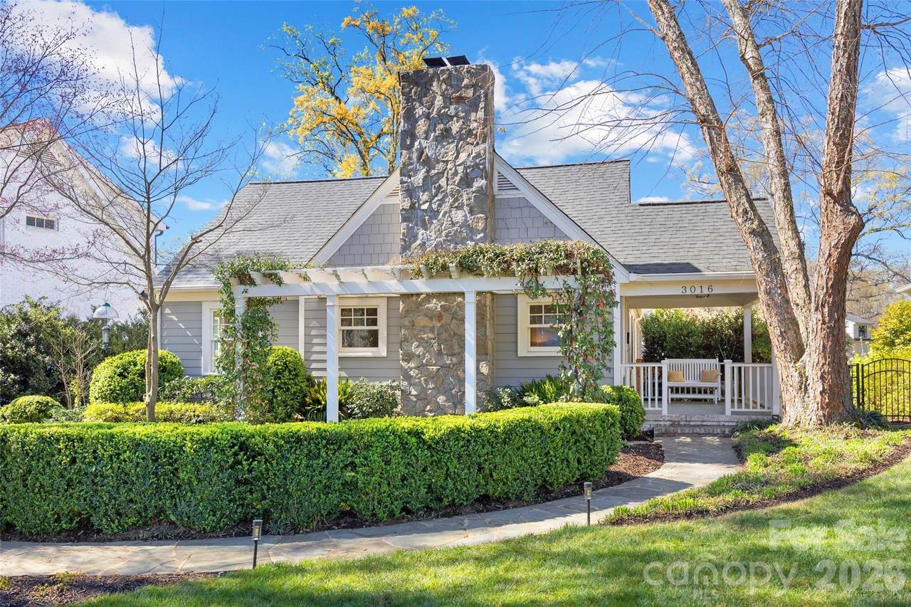 3016 Idlewood Circle - Photo 1