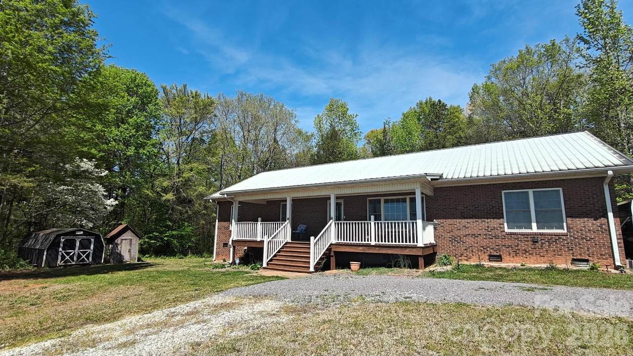 192 Kluenie Road - Photo 1