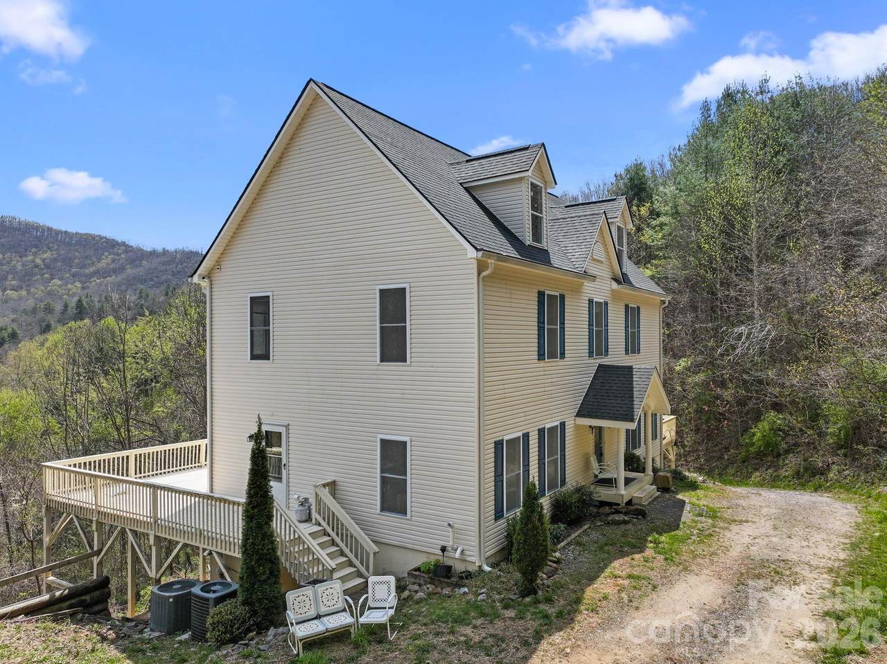 267 Eagles Trace - Photo 1