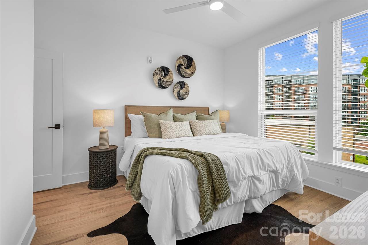 411 Charles Avenue - Photo 1