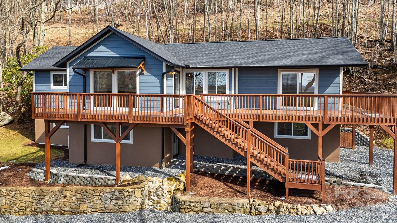 1065 Oak Ridge Lane - Photo 1