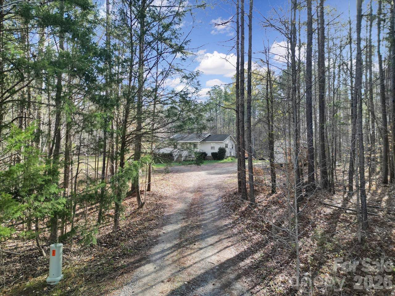 553 North Lane - Photo 1